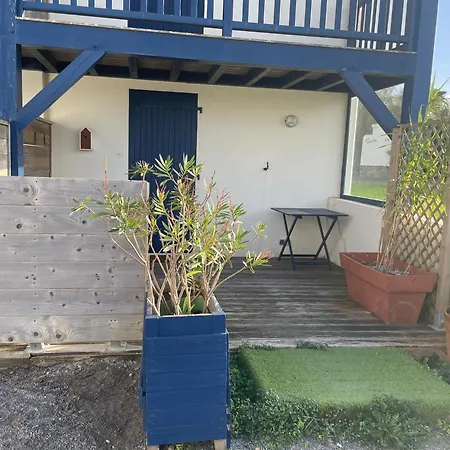 Апартаменты Bord De Бидар